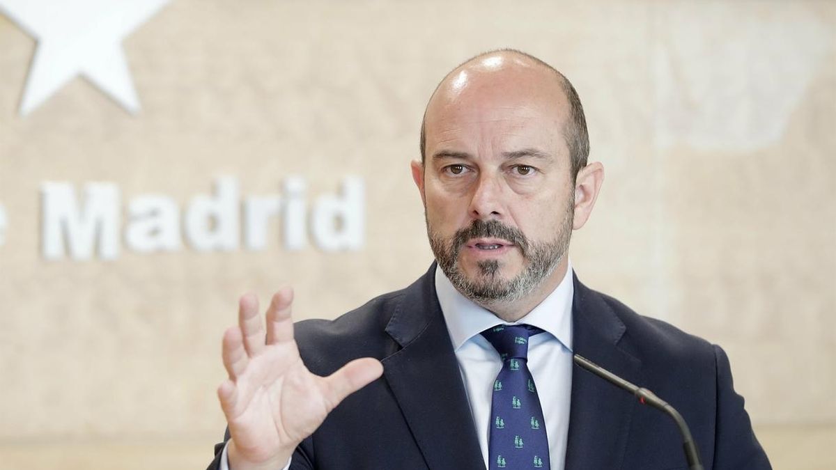 Rollán incide en que PP no ha prestado "la suficiente atención" al centro y recuerda que ahí están las mayorías