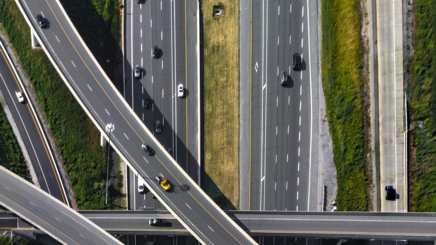 Más carriles, más temperatura: así influyen las autopistas en el calor urbano