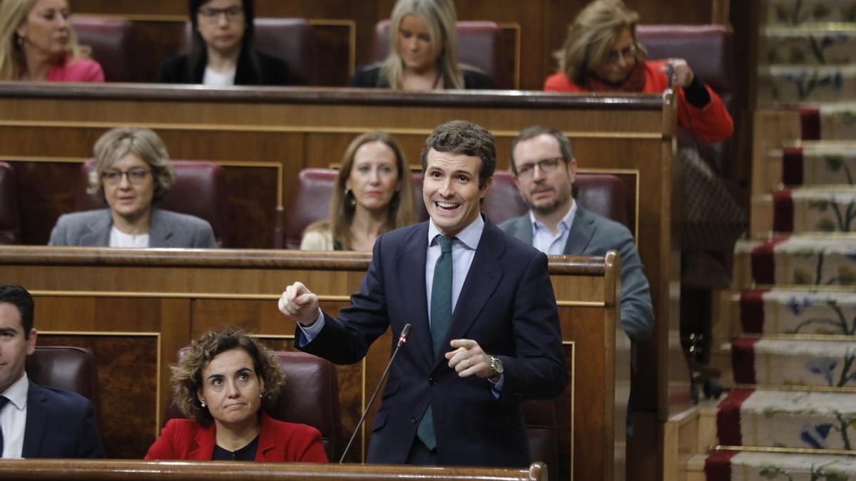Casado no cree que Cosidó escribiera el 'whatsapp': "No sé quién lo hizo y no me importa porque lo rechazo igual"
