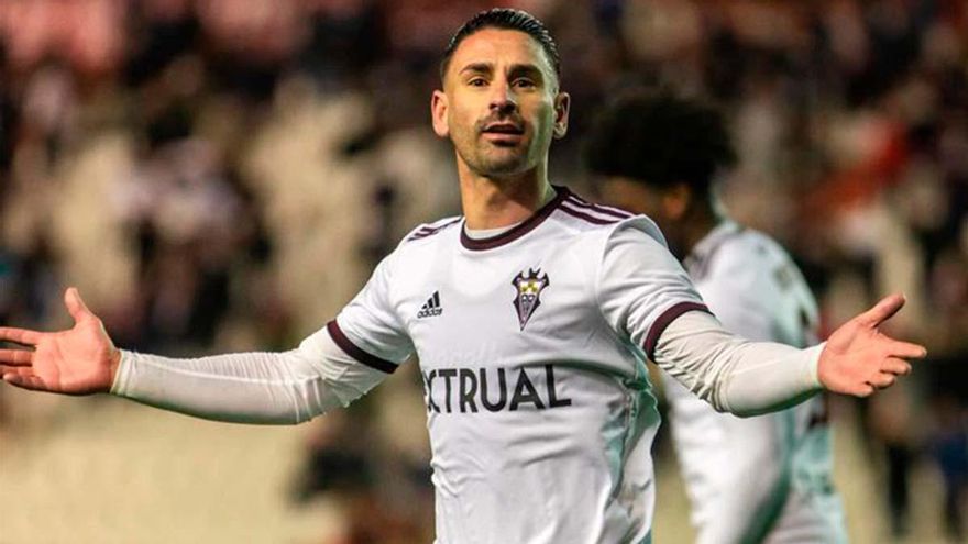 Experiencia y calidad: Kike Márquez, nuevo jugador del Córdoba CF