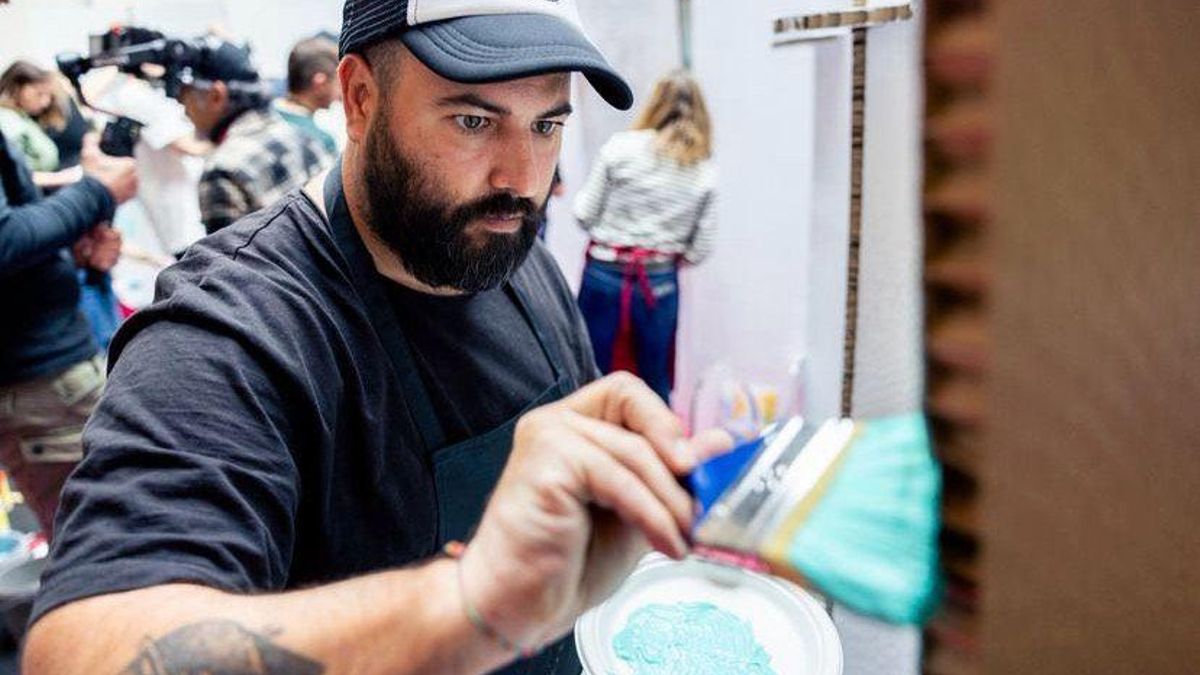 Artktovi vuelve a casa: el lenguaje visual de Fernando Cancho se despliega en 'Mecanismos propios'