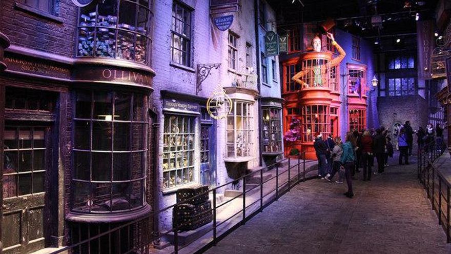 El nuevo Callejón Diagón de Harry Potter será así: dos alturas y mucho más fiel a los libros