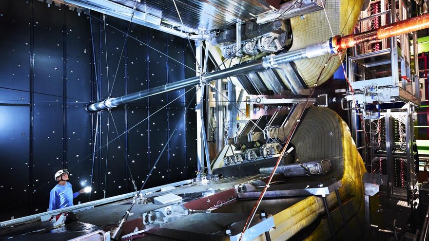 ¿Por qué existe el universo? El CERN halla nuevas claves sobre cómo la materia venció a la antimateria