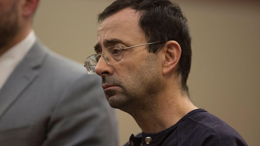 El FBI no investigó debidamente las denuncias contra el médico Larry Nassar