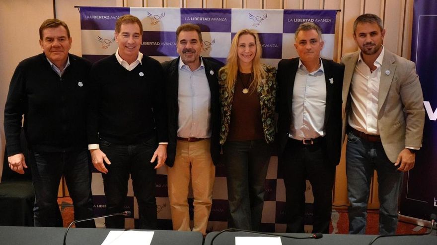 Santilli acelera, Pareja retrocede y emerge el "nenismo": la nueva disputa por el poder libertario bonaerense
