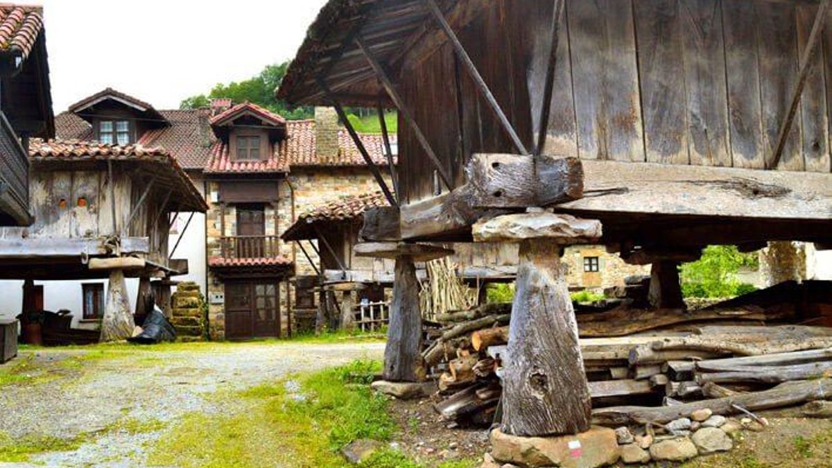 Espinaréu destaca por una densidad excepcional que lo convierte en un tesoro vivo de otros siglos, cargado de historia y de un ingenio constructivo único