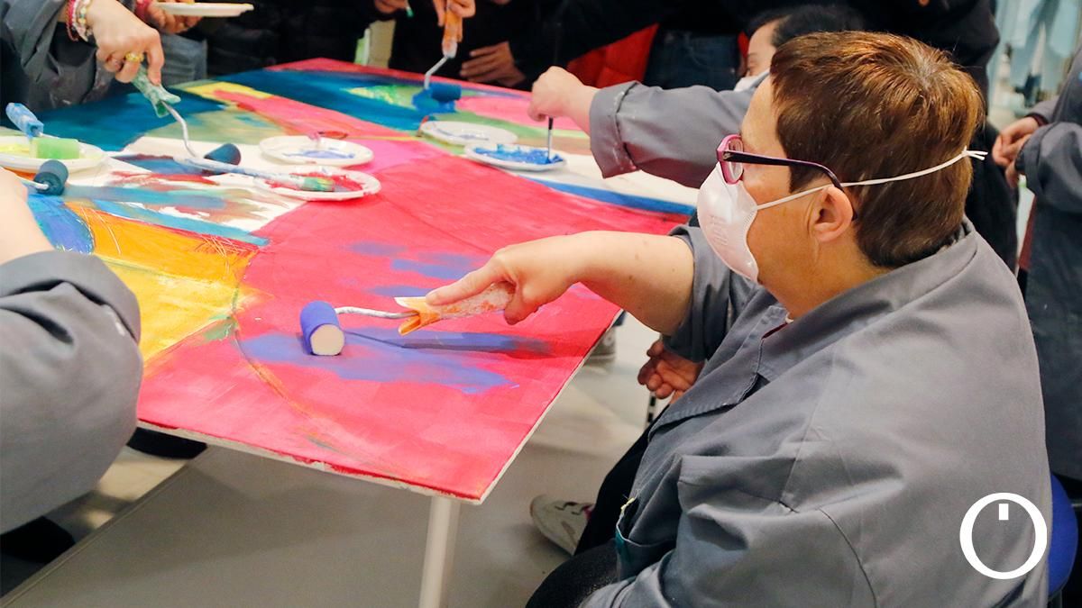 Taller de pintura con motivo del Día Mundial del Síndrome de Down