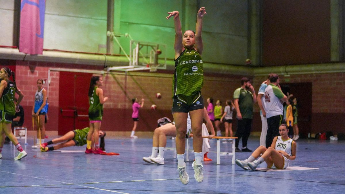 Imagen de un entrenamiento de Cordobasket