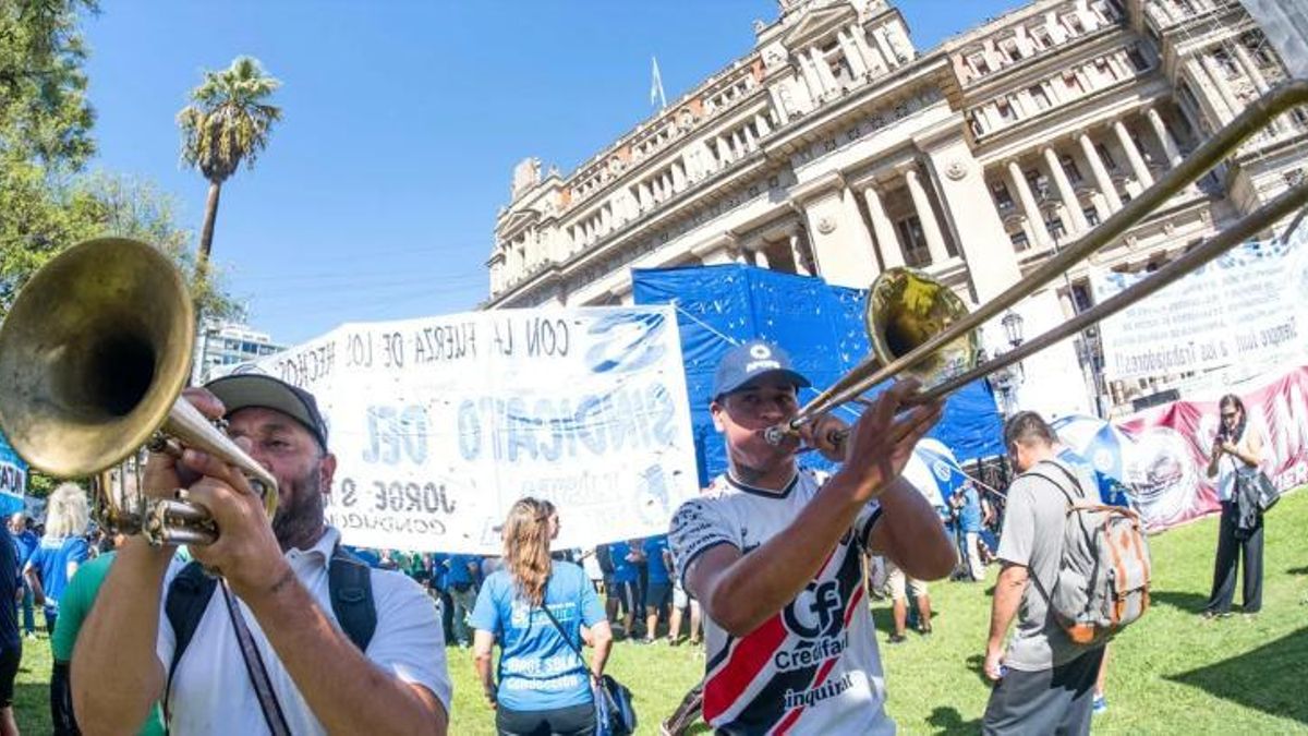 La CGT se moviliza a Tribunales contra la reforma laboral de Milei
