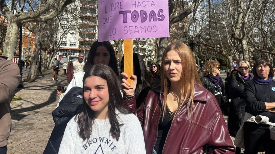 Dos años de prisión por agredir sexualmente a una mujer a la que inmovilizó e intimidó hasta bloquearla