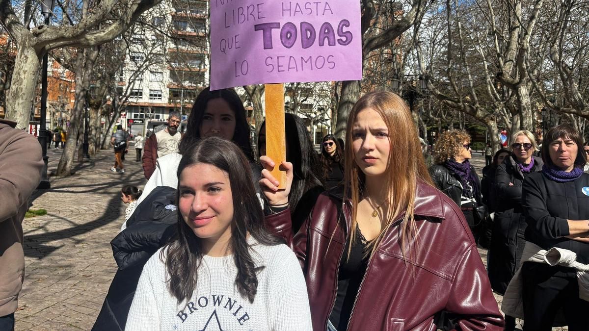 Dos años de prisión por agredir sexualmente a una mujer a la que inmovilizó e intimidó hasta bloquearla
