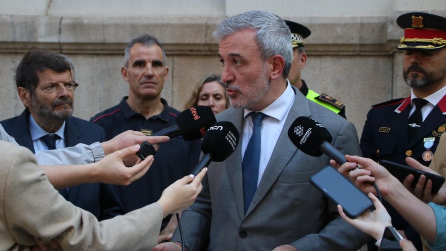 Jaume Collboni atiende a la prensa