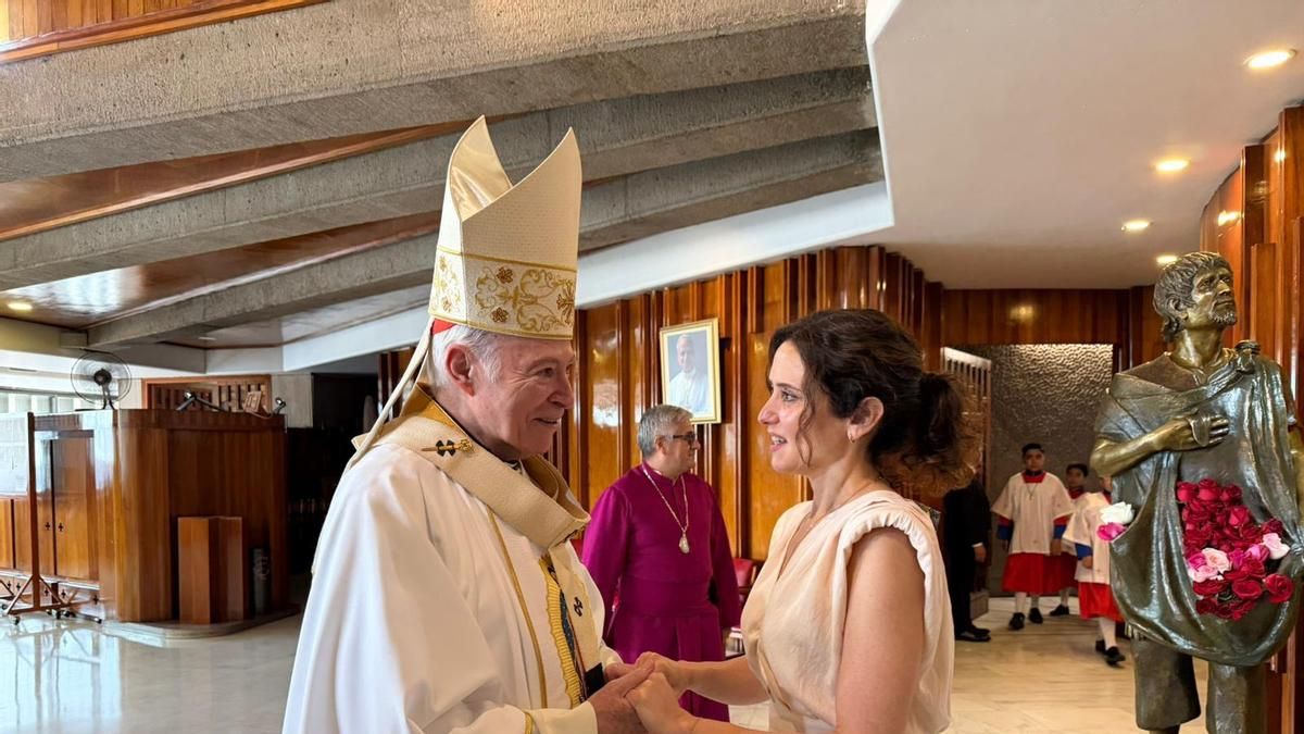 Ayuso inicia su visita a México tras el choque con Sheinbaum y con críticas de la oposición: "Opacidad absoluta"
