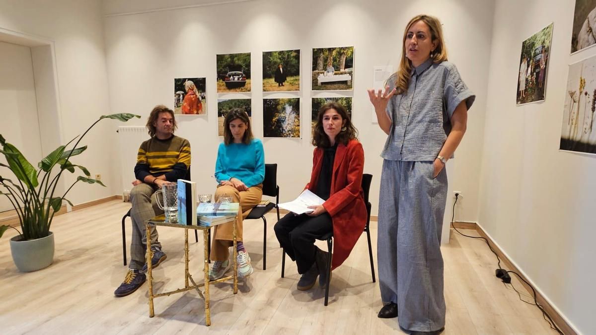 Clausura en Bruselas de la exposición fotográfica 'Habitar lo invisible', sobre los pueblos inundados en el Porma. 