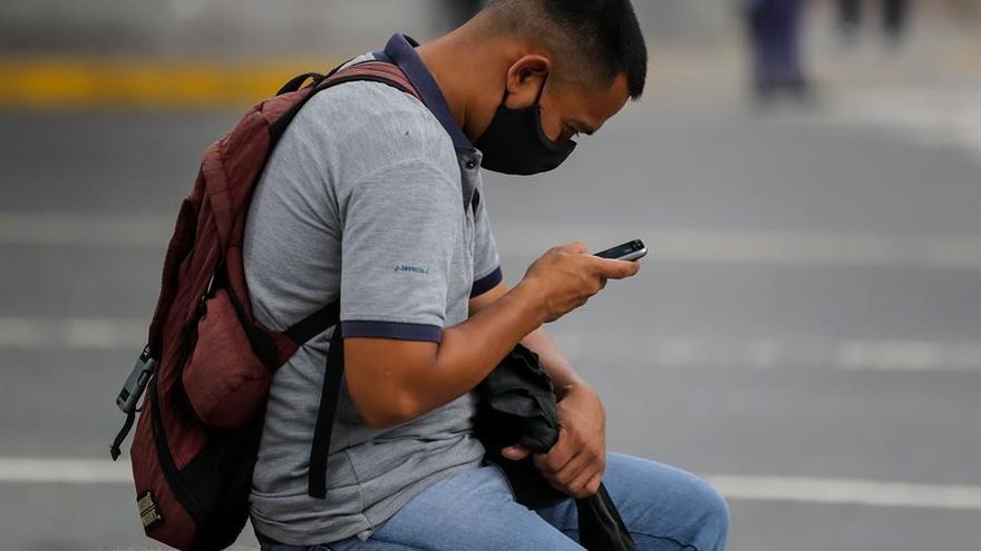 Proveedores de Internet bloquean el acceso a la información en Venezuela, según ONG y medios
