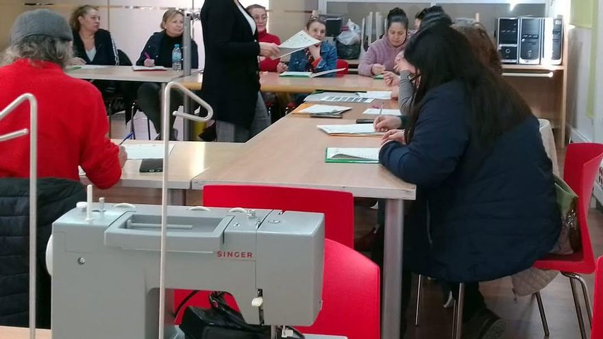 Curso de formación de Caminando entre telas