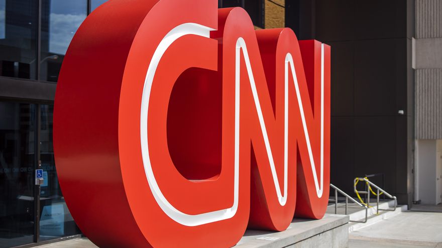El futuro de la CNN, en el aire, tras la oferta del nuevo dueño de CBS y aliado de Trump que amenaza con dar la vuelta al panorama televisivo en EE.UU.