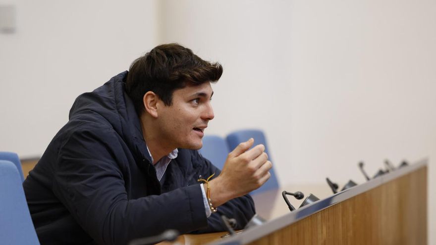 El Congreso retira la credencial de prensa de manera definitiva a Vito Quiles y el PP evita posicionarse