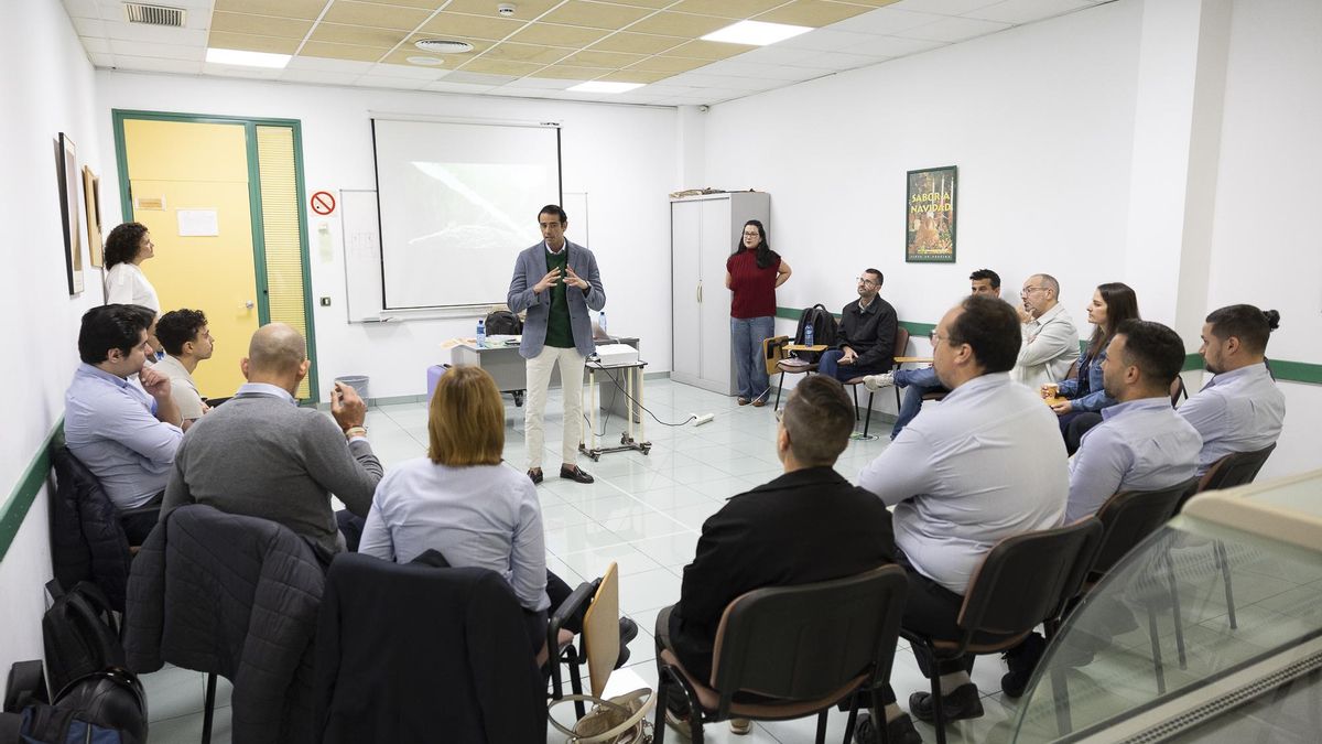 HiperDino impulsa el liderazgo entre su personal con jornadas formativas y sesiones individuales de asesoramiento