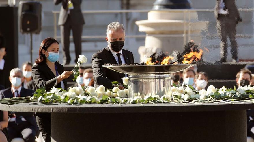 Torres, en el homenaje a las víctimas de la COVID-19