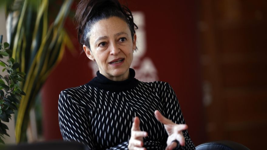 Lina Meruane, escritora chilena: “Es cómodo no saber qué pasó durante la dictadura”