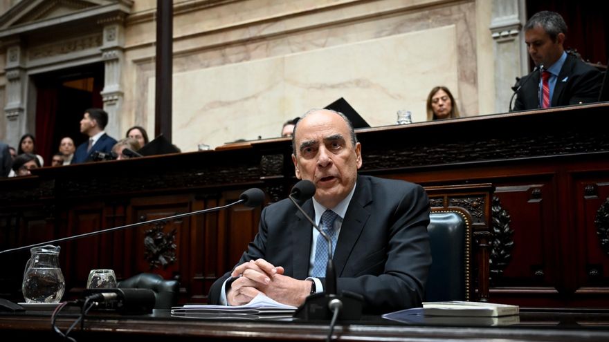 En su primer informe ante el Congreso, Francos defendió el veto de Milei y aseguró que las jubilaciones "se incrementaron"