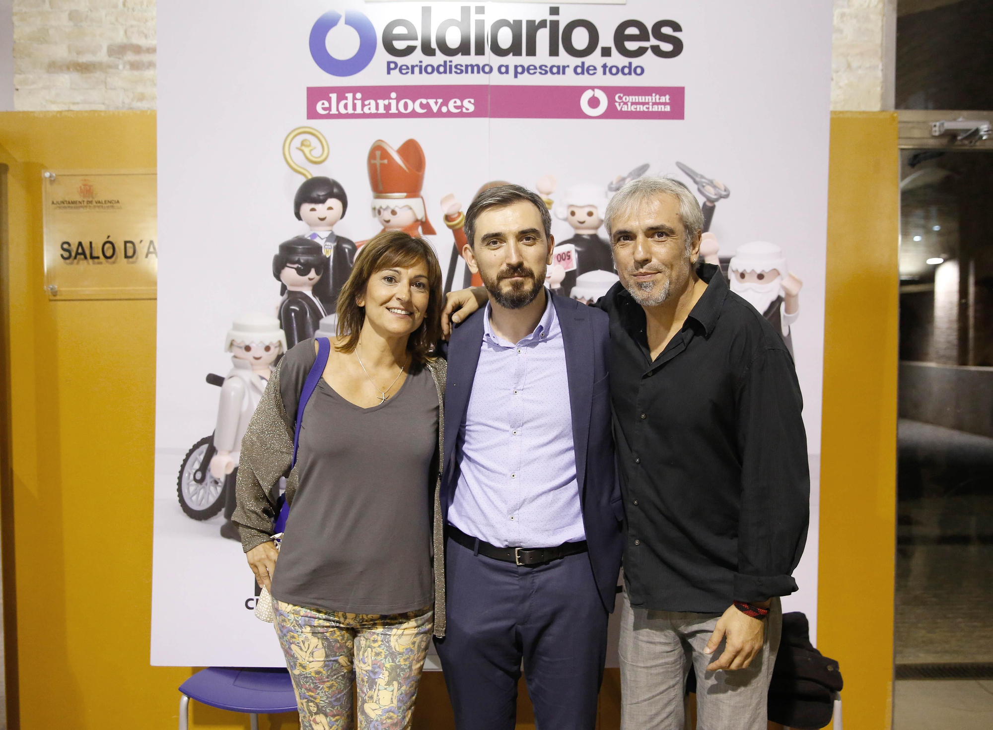 Algunos de los asistentes al acto
