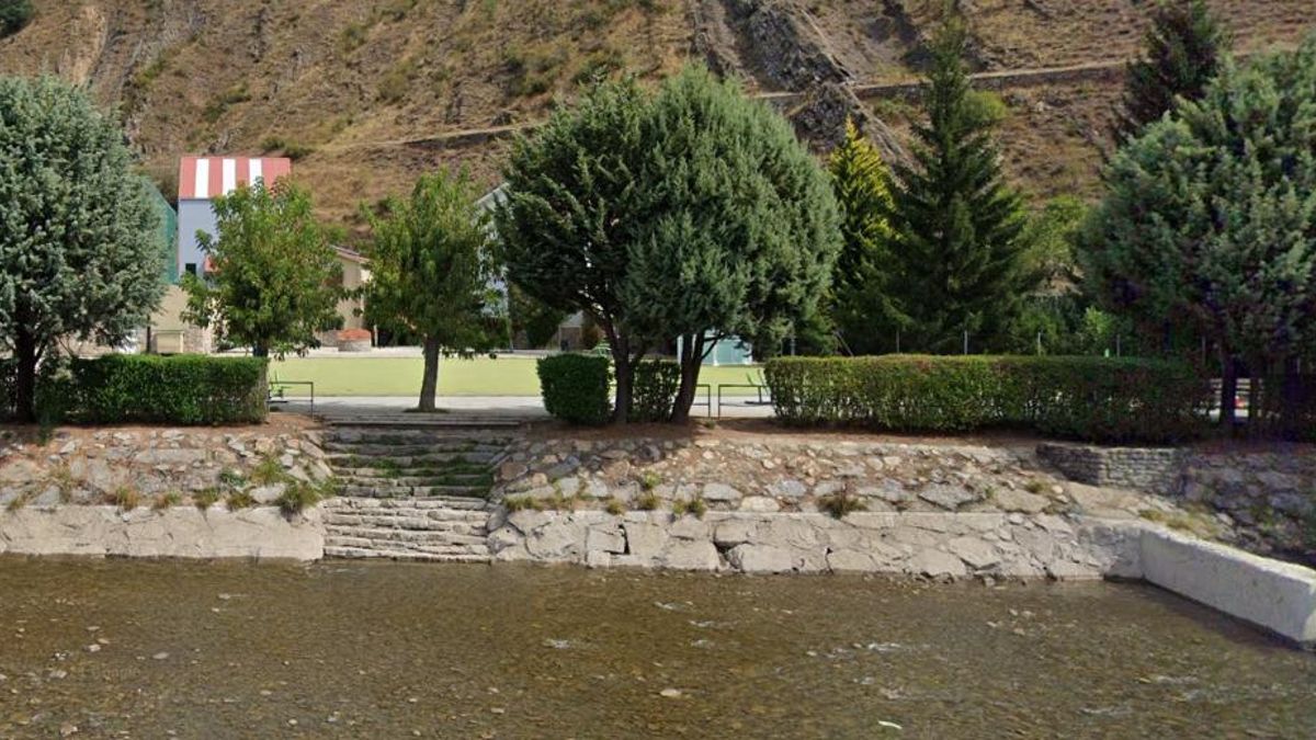 Playa fluvial en Vegacervera.