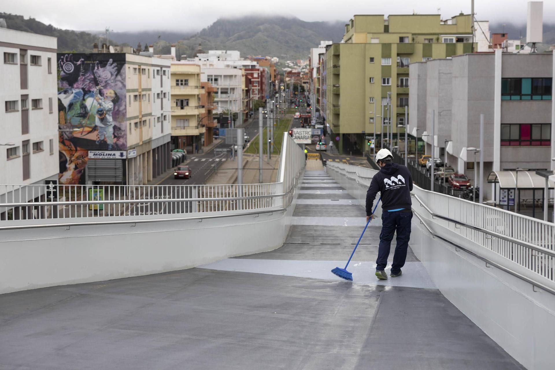 La pasarela del Padre Anchieta, el día de su inauguración.