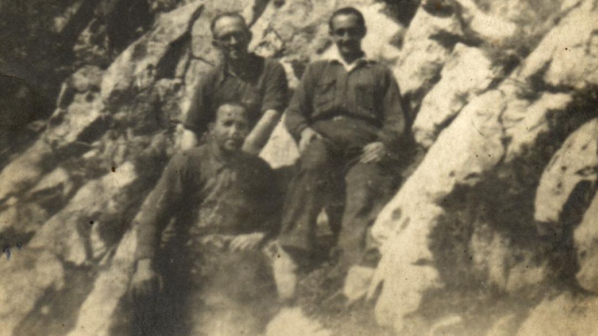 Cueva Treslasbasnás: la historia de la fotografía de la Brigada Machado
