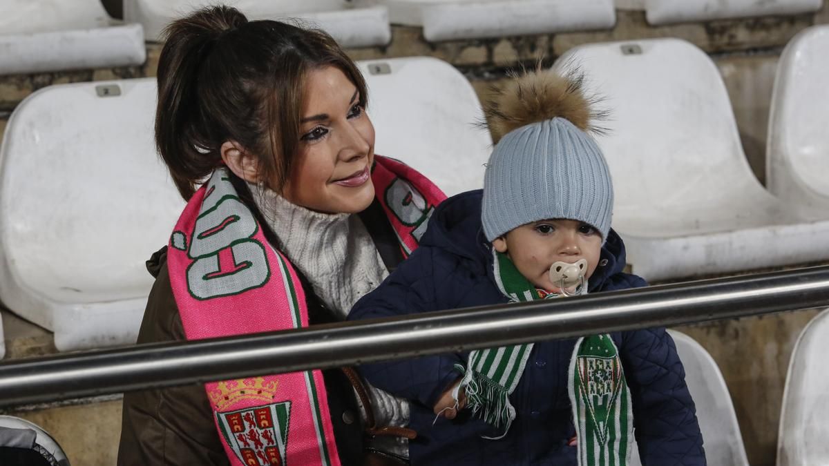 Grada Blanquiverde del Córdoba CF - Burgos CF