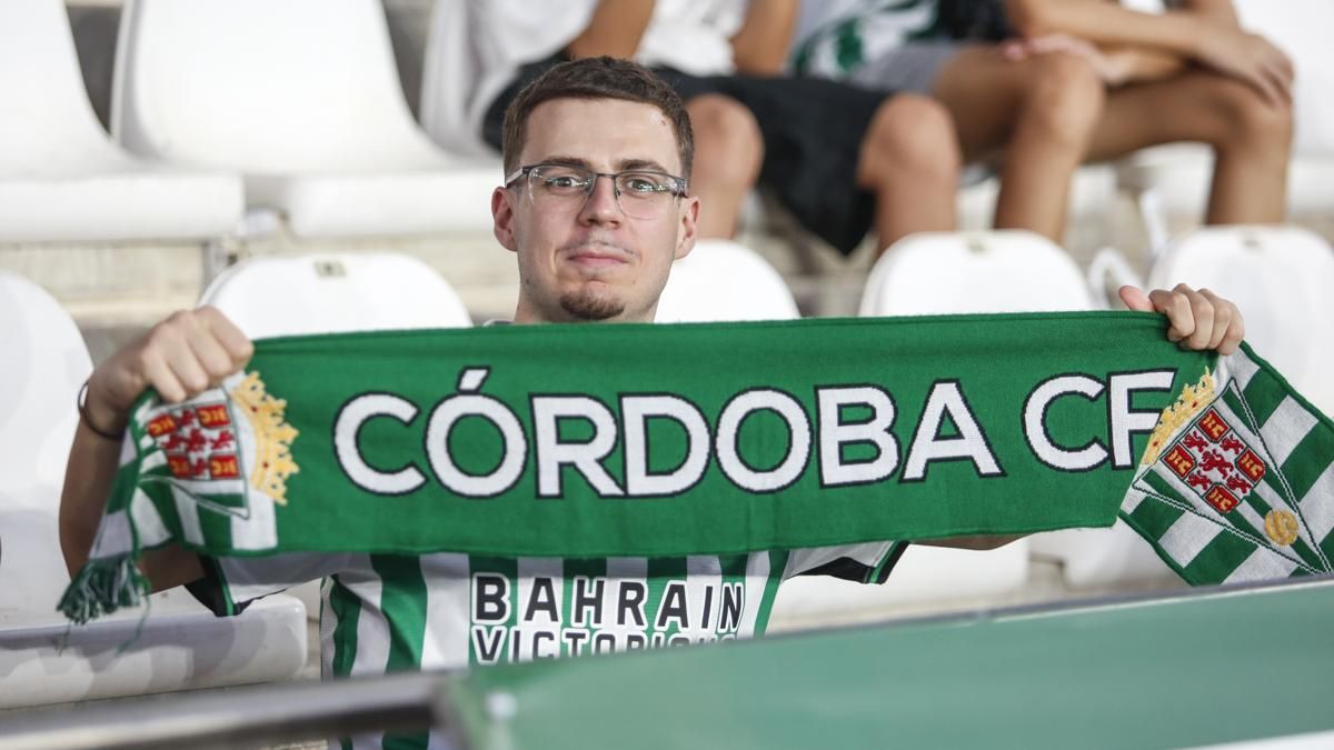 Grada Blanquiverde del Córdoba CF - UD Almería