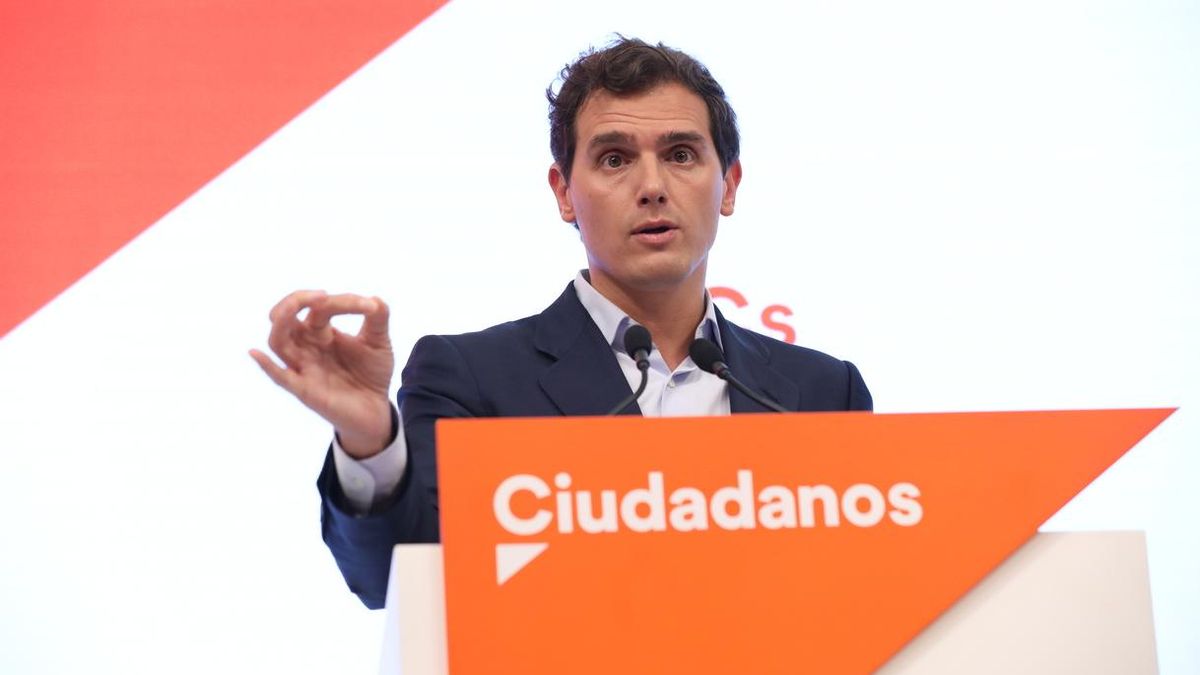Rivera propone al PP abstenerse junto a Ciudadanos si Sánchez se compromete sobre Navarra, Cataluña y la economía