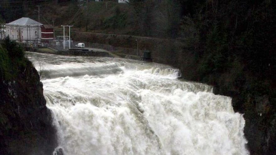 Vista de las famosas cataratas de la serie "Twin Peaks" (1990), conocidas como "Snoqualmie Falls".