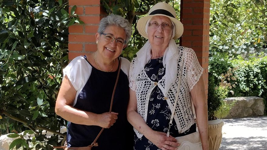 Paulina y Mari Nati (a la izquierda).