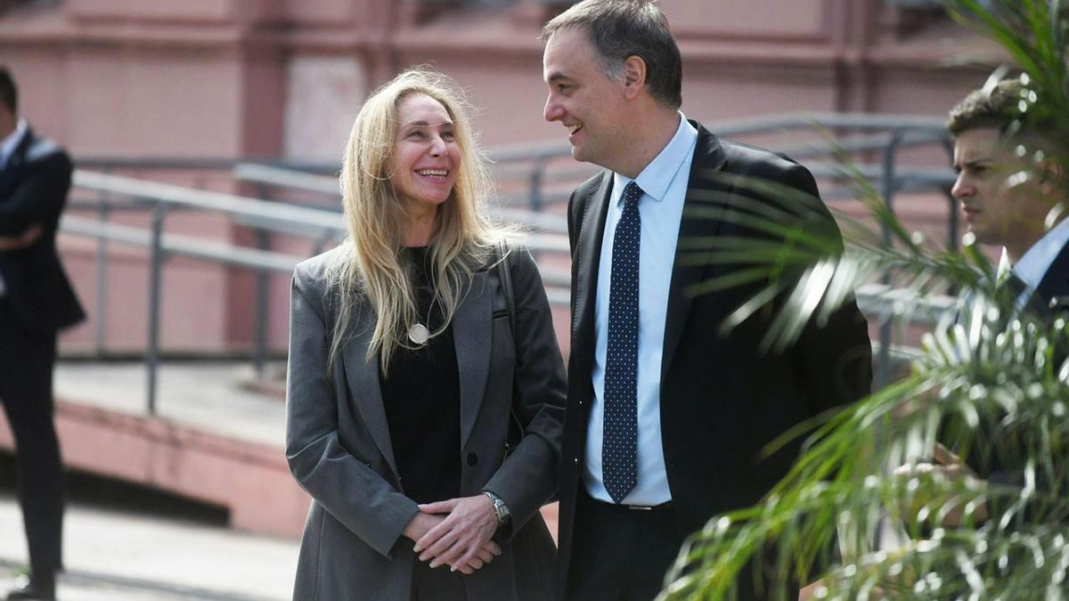 Karina Milei mostró su respaldo a Manuel Adorni una vez más