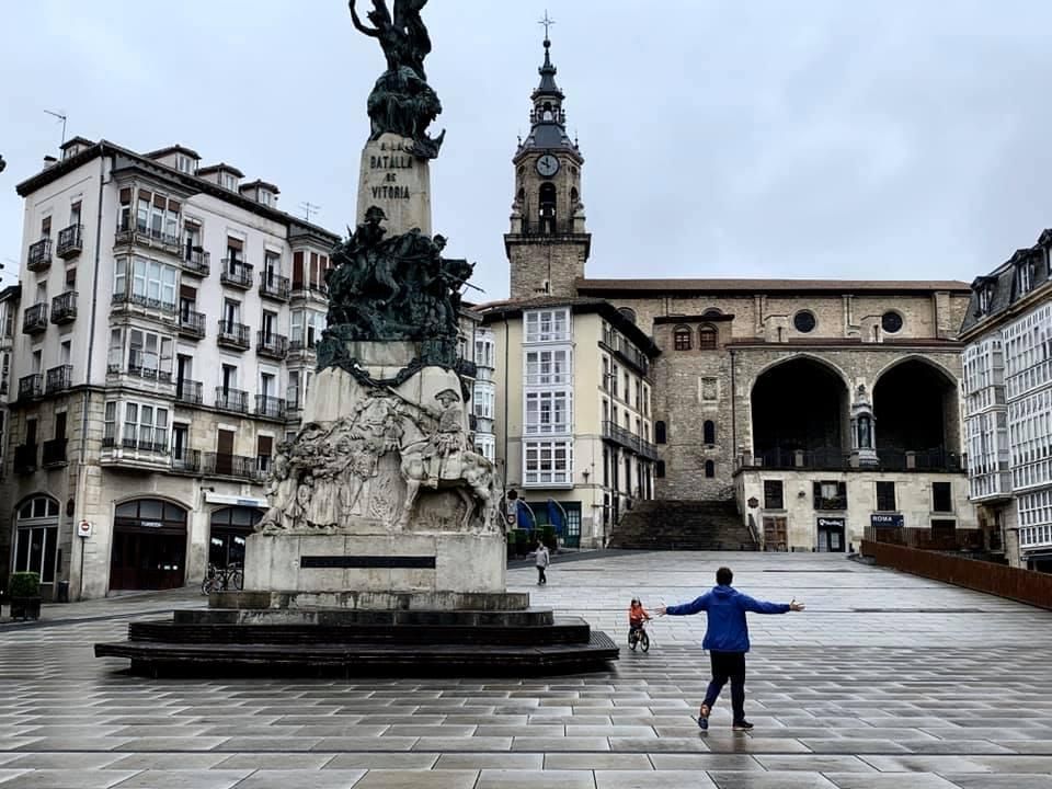 La Virgen Blanca, Vitoria