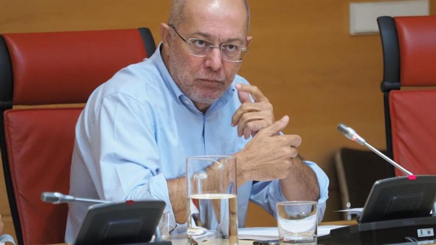 Igea cuestiona si la Consejería de la Presidencia protege a García-Gallardo al no convocar la Comisión de Ética Pública