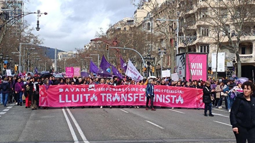 Manifestación feminista del 8M en Barcelona