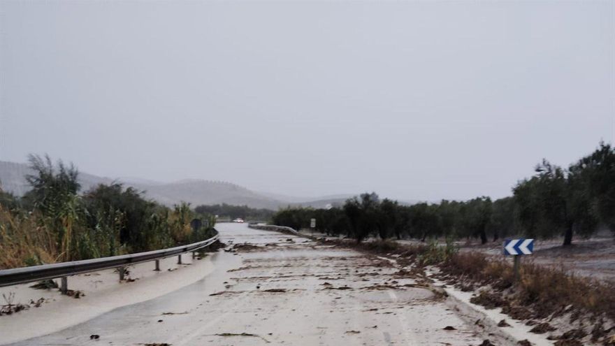 Abiertas al tráfico todas las carreteras de la provincia tras las reaperturas en Montilla y Santaella