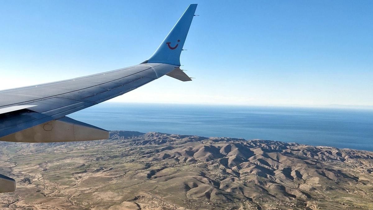 ¿Cómo se verá el eclipse solar desde un avión que despegue de Canarias?