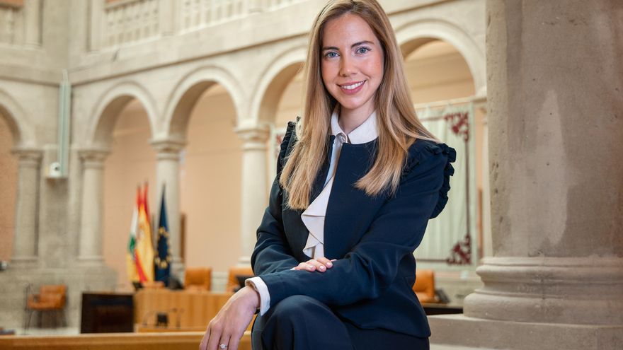 Un año al frente del Parlamento de La Rioja: "Sería un error caer en la crispación y el conflicto cuando el fin es compartido"