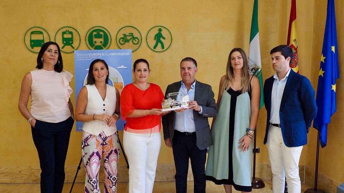 Autotransportes San Sebastián, reconocida por la Junta gracias a la calidad en el servicio de transporte público de viajeros