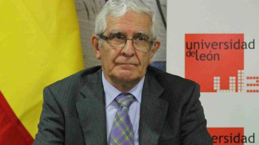 Homenaje de la Universidad de León al profesor Maurilio Pérez