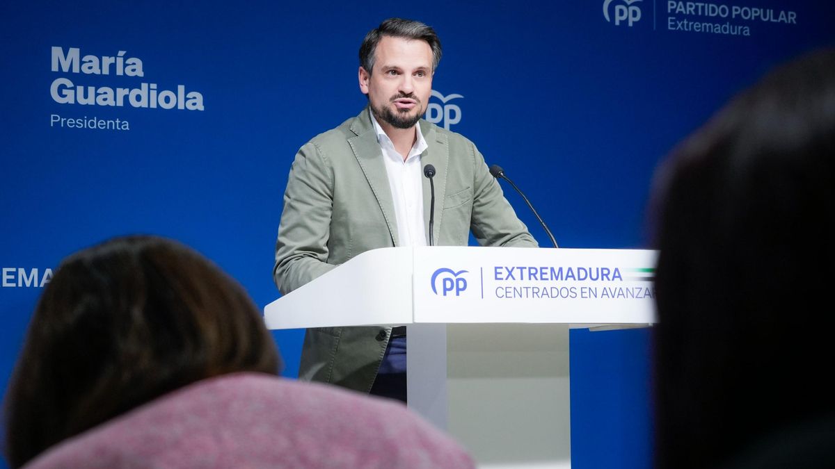 El PP busca la "moderación" y la "centralidad" para conseguir la confianza de los extremeños el 21-D