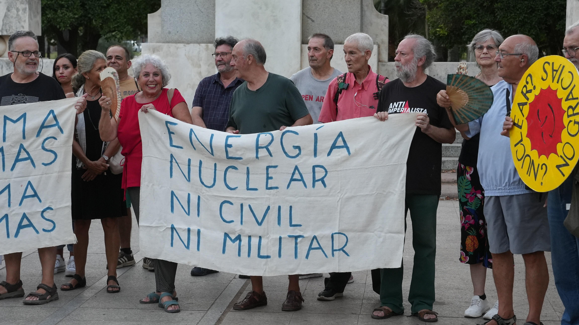 La Asamblea Antinuclear de Córdoba convoca una concentración para denunciar los riesgos de las armas atómicas y la energía nuclear en el aniversario del bombardeo atómico de Hiroshima y Nagasaki