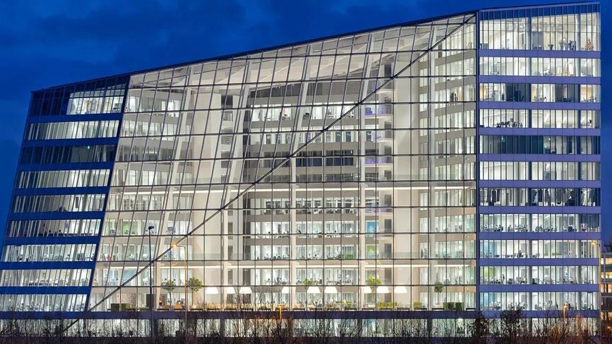 Con 28.000 sensores que regulan luz y temperatura, este edificio es considerado el más “inteligente” del mundo