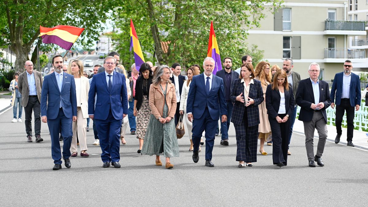 España rinde homenaje en Irún a los exiliados republicanos durante la Guerra Civil, “una herida abierta a hachazos"