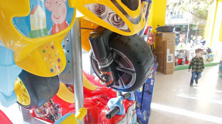 Bono Comercio Alicante: plazo hasta mañana para solicitar el descuento que permite gastar 400 euros en compras y pagar solo 200