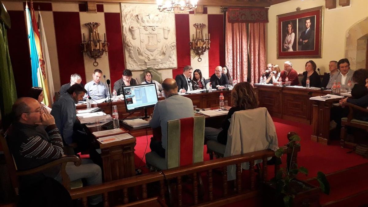 IU votará no a la cuestión de confianza de la alcaldesa pero descarta una moción de censura con el PP